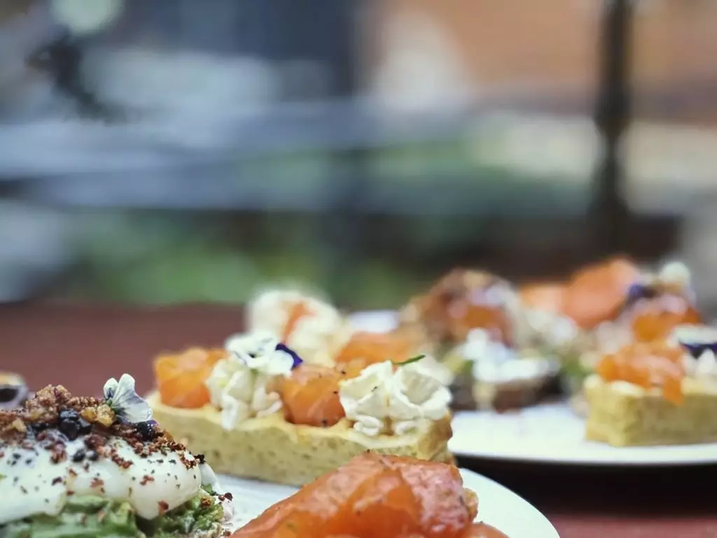 Tartines de brunch au saumon