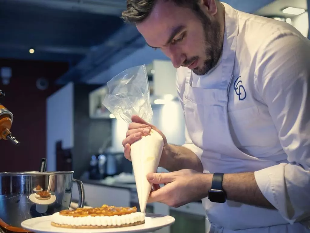 Le chef poche une tarte